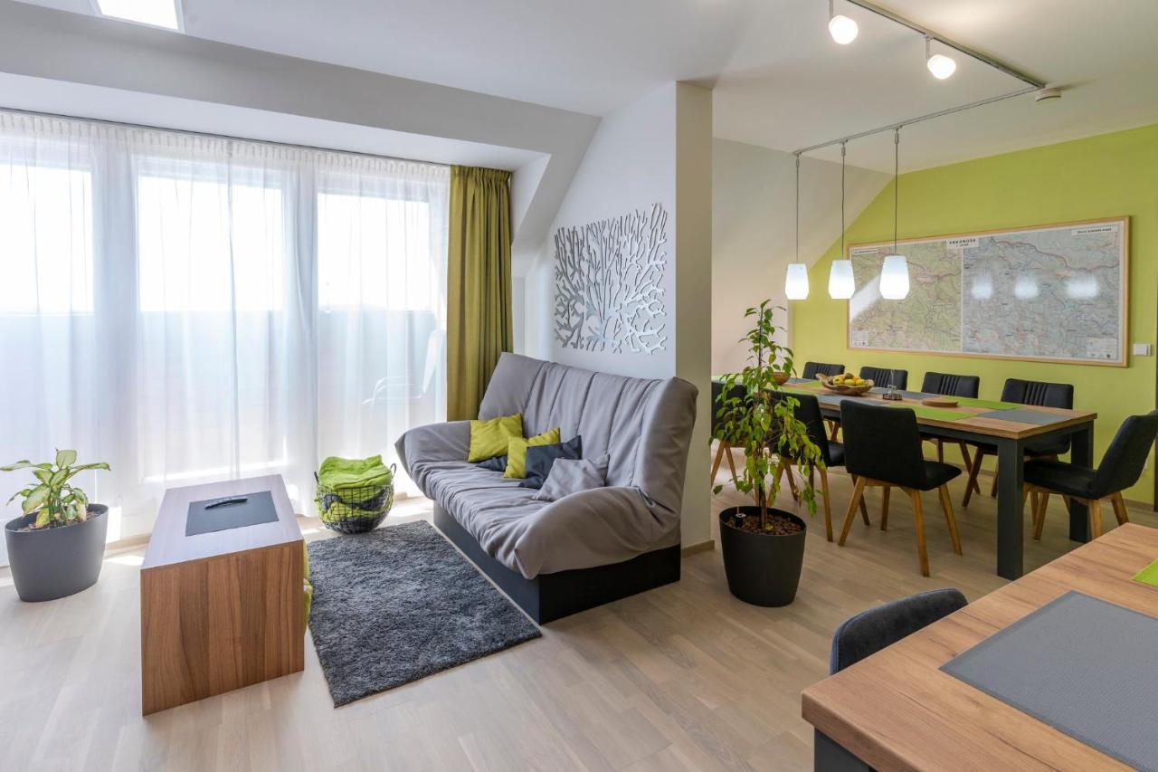 Apartman Horni Misecky - Luxusni Ubytovani Pro Dve Rodiny S Detmi Exterior foto