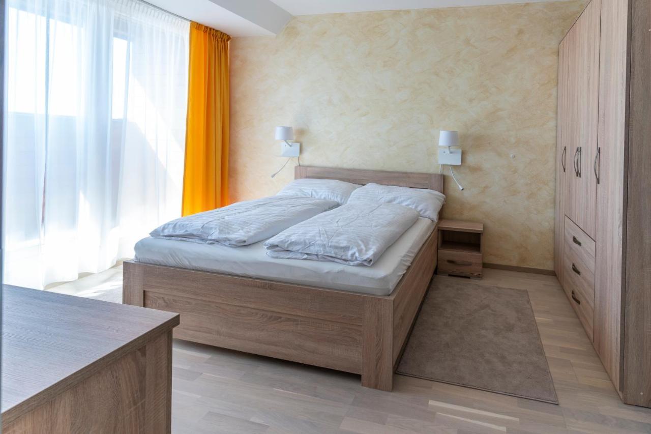 Apartman Horni Misecky - Luxusni Ubytovani Pro Dve Rodiny S Detmi Exterior foto
