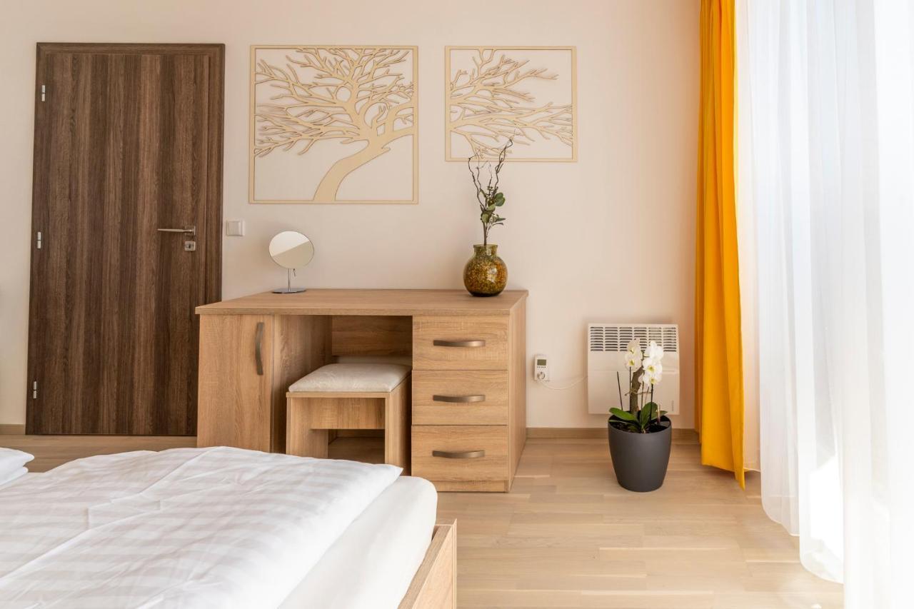 Apartman Horni Misecky - Luxusni Ubytovani Pro Dve Rodiny S Detmi Exterior foto